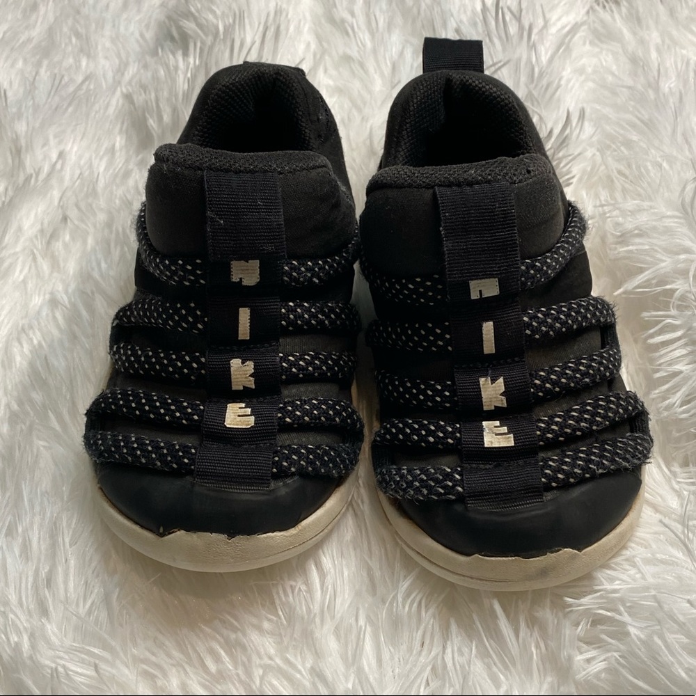 Toddler Nike Slip-On Sneakers